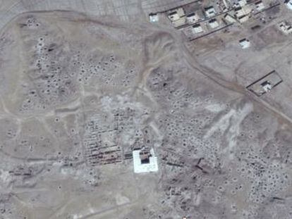 Al margen de la barbarie del ISIS, un expolio masivo desde hace años convierte cientos de yacimientos arqueológicos en paisajes lunares, irrecuperables para la investigación