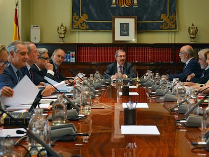 Pleno extraordinario del Consejo General del Poder Judicial (CGPJ), presidido por el vocal Rafael Mozo, el pasado 13 de octubre.