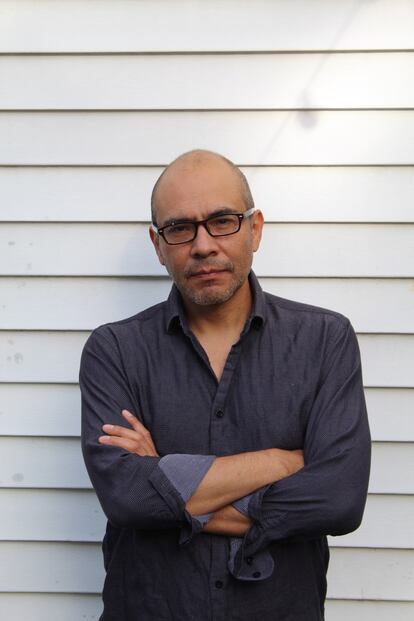 Yuri Herrera posa para un retrato.