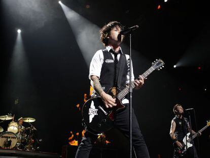 Billie Joe Amstrong, cantante y guitarrista de Green Day, durante el concierto que la banda norteamericana ofreci&oacute; en septiembre de 2009 en Madrid.