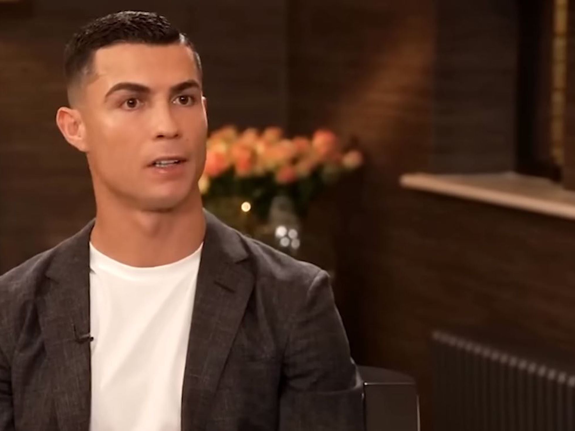 Cristiano Ronaldo se sincera con Piers Morgan sobre la muerte de su hijo:  “Guardo sus cenizas. Están conmigo” | Gente | EL PAÍS