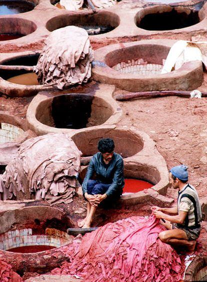 Pozas del gremio de tintoreros en la ciudad de Fez.