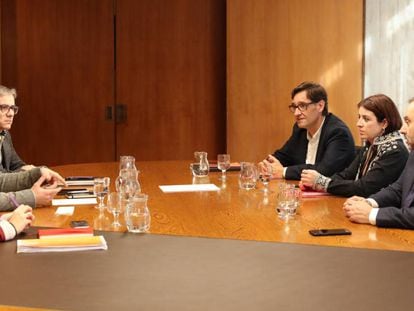 Una de las reuniones de los negociadores del PSOE y ERC de la investidura de Pedro Sánchez. 
 