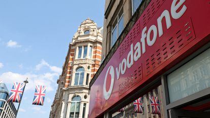 Tienda de Vodafone en Londres.