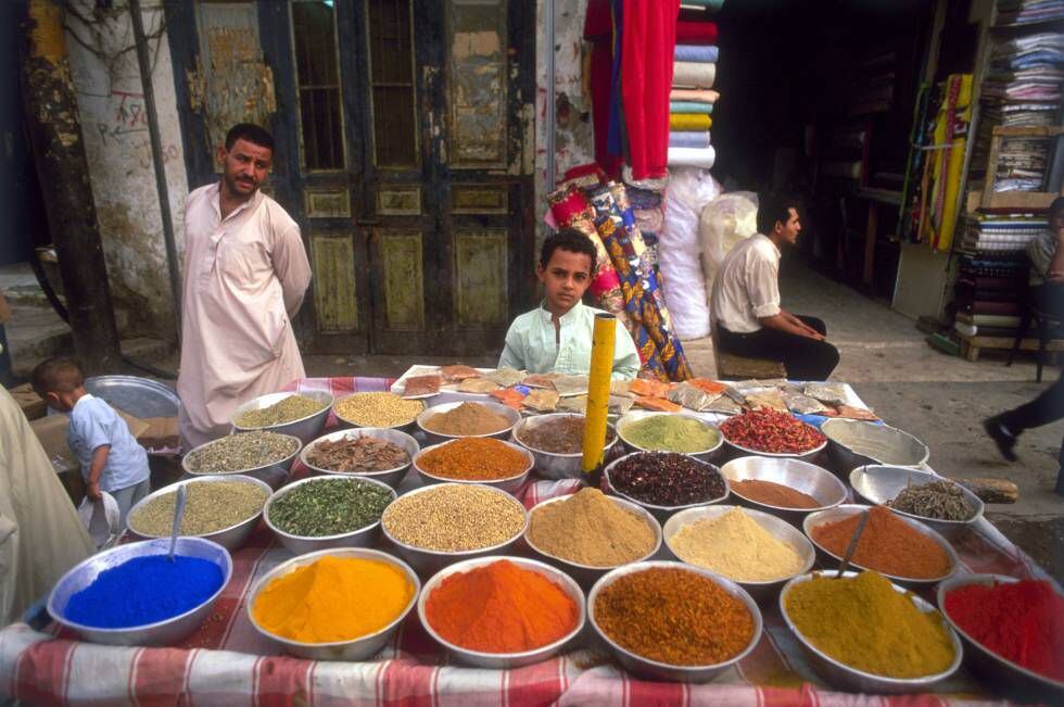 Un puesto de especias en el mercado de Asuán, uno de los más coloridos de Egipto.