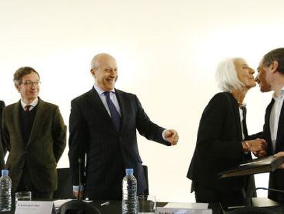 Desde la izquierda, Guillermo de la Dehesa, Jos&eacute; Mar&iacute;a Lasalle, Soledad Lorenzo y Manuel Borja-Villel, durante la firma del dep&oacute;sito.