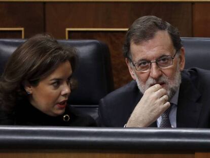 Santamaría y Rajoy, este miércoles, en el Congreso.