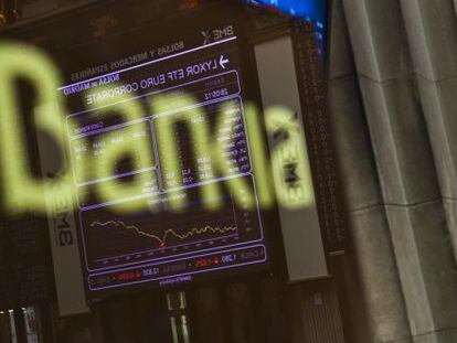 Las acciones de Bankia caen a su mínimo histórico tras la inyección pública