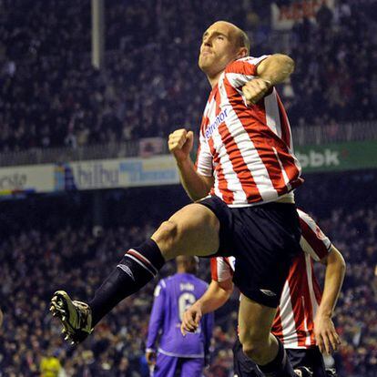 Torquero celebra uno de sus dos goles.