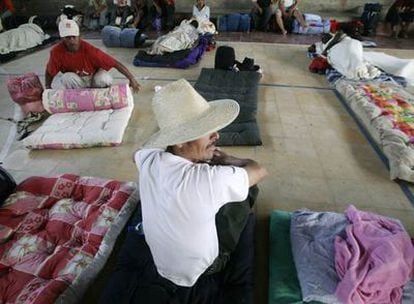 Un grupo de seguidores del presidente depuesto, Manuel Zelaya, se refugian en Ocotal a la espera del líder