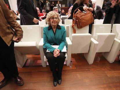 Manuela Carmena, alcaldesa de Madrid, este viernes en la presentación de la exposición urbana 'Meninas Madrid Gallery'.