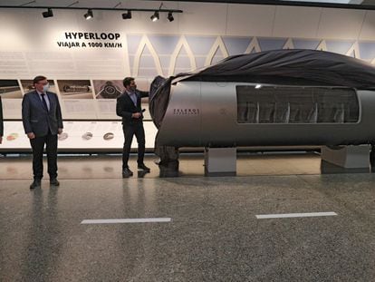 Maqueta a escala real del 'hyperloop' de la marca Zeleros.