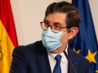 El exconsejero de Salud de Murcia, Manuel Villegas, dimitió tras el escándalo de su vacunación, el pasado 20 de enero.