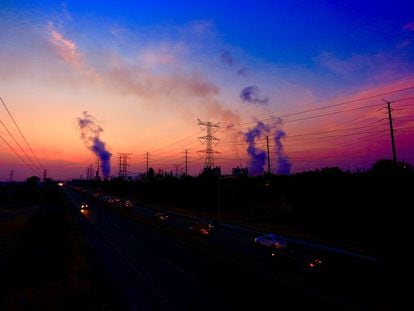 Emisiones de carbono en la planta termoeléctrica de Tula, en el Estado de Hidalgo, el 22 de abril de 2022.