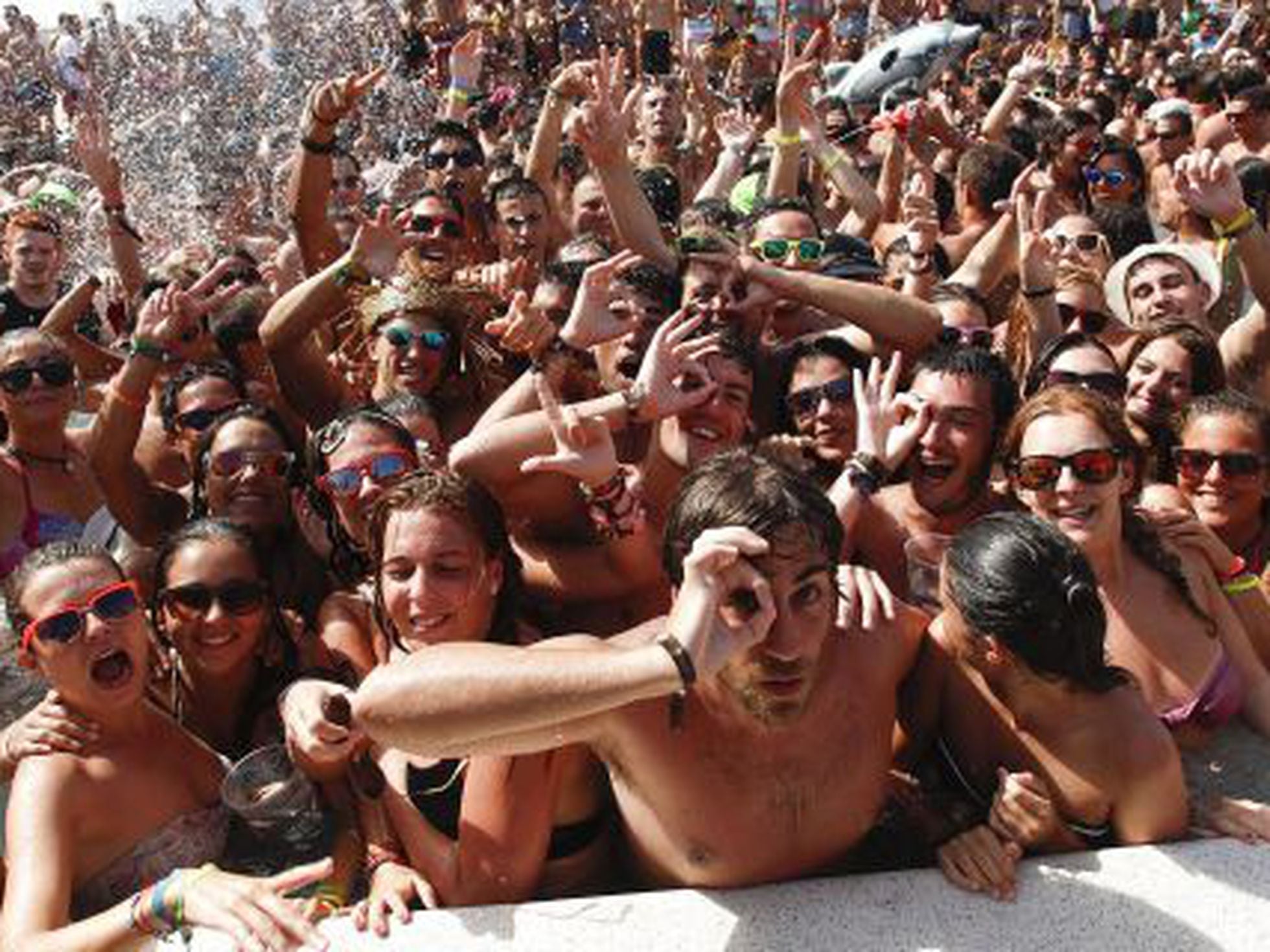 El Arenal Sound suspende el festival este verano y valida para 2022 los  miles de abonos adquiridos en 2019 | Comunidad Valenciana | España | EL PAÍS