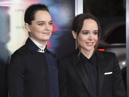 Emma Portner y Ellen Page, a su llegada al estreno de 'Flatliners' en Los Ángeles el pasado 27 de septiembre.