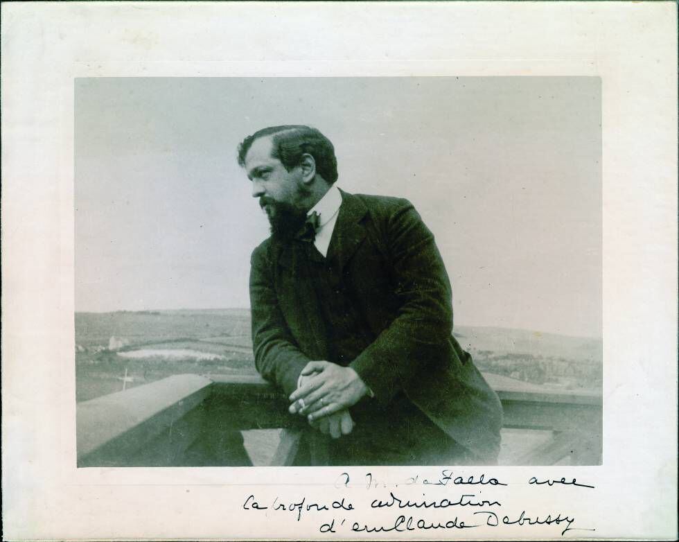 Fotografía de Claude Debussy dedicada a Manuel de Falla. 