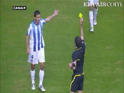 El penalti a Juanfran en el primer minuto desarma al Málaga. <strong><a href="http://www.elpais.com/buscar/liga-bbva/videos">Vídeos de la Liga BBVA</a></strong> 