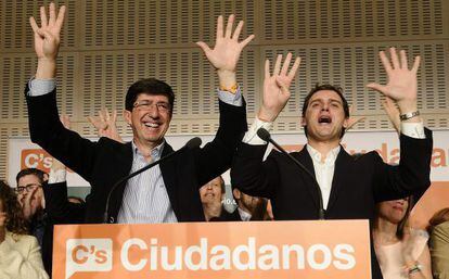 Juan Marín (i) y Albert Rivera celebran el resultado en Andalucía.