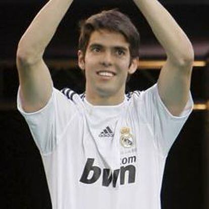 Kaká en su presentación como nuevo jugador del Real Madrid