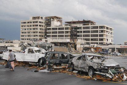 El Hospital de St. John, en Joplin, tras el paso del tornado.