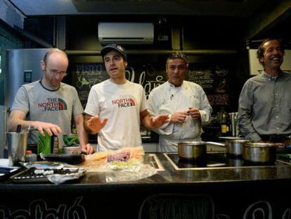 De izquierda a derecha, Iker Pou, Eneko Pou, Ricardo Pérez y Joshe Abando. 