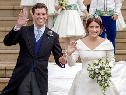 Eugenia de York y Jack Brooksbank, tras su boda en Windsor el 12 de octubre de 2018.