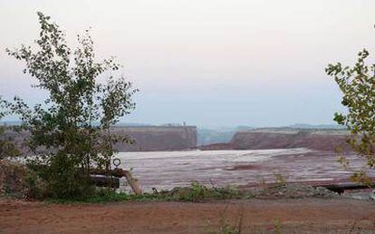 Vista de hoy del estado de la presa de Ajka, en Hungría