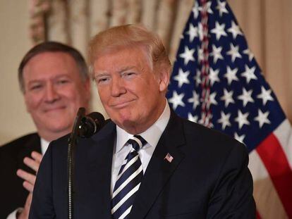 El presidente de EE UU, Donal Trump, junto al nuevo secretario de Estado, Mike Pompeo, en Washington, el pasado 2 de mayo. 