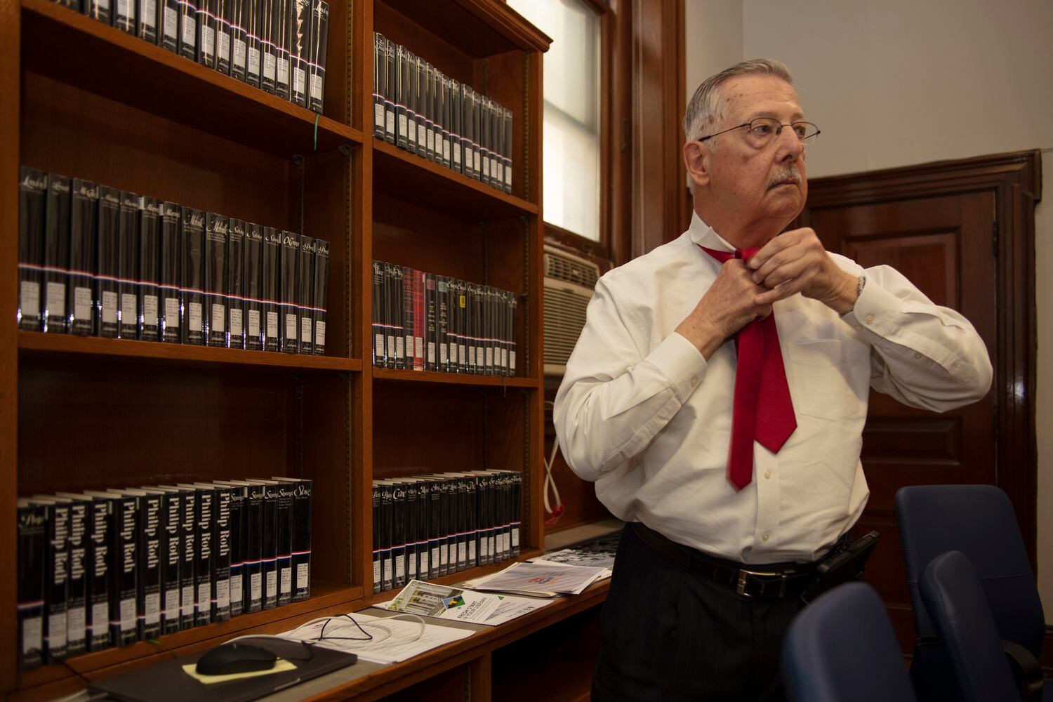 Thomas Alrutz, miembro del consejo de la biblioteca pública de Newark.