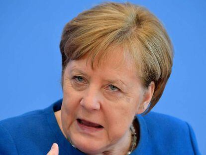 Merkel está dispuesta a abandonar el déficit cero para afrontar el coronavirus