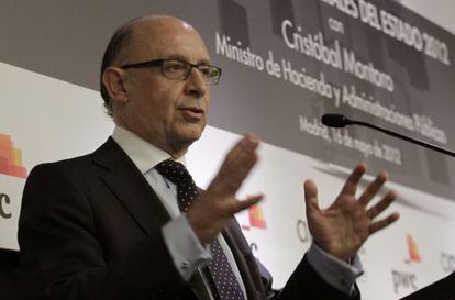 El ministro de Hacienda, Cristóbal Montoro, será el examinador de los planes de ajuste autonómicos