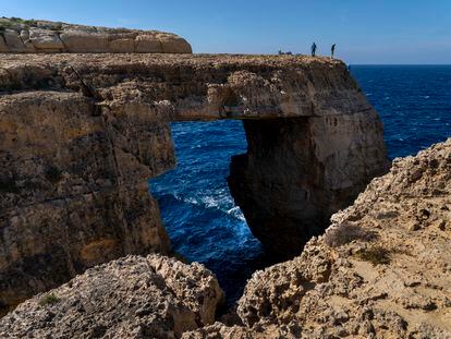 La ventana de Wied il-Mielaħ, en Gozo (Malta), es apta para la escalada.