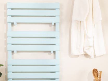 Describimos y probamos los mejores toalleros eléctricos para el baño de casa de marcas como Cecotec, Create Ikohs u Orbegozo.
