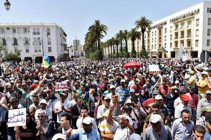 Manifestaci&oacute;n contra la corrupci&oacute;n y los abusos oficiales en la regi&oacute;n de Rif en Rabat, Marruecos.