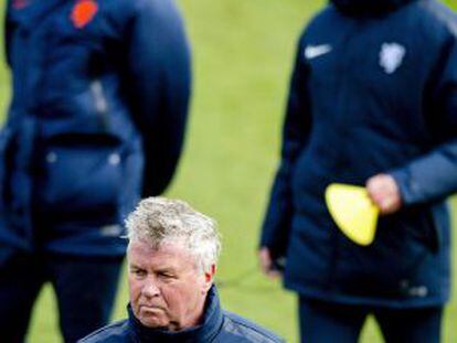 Guus Hiddink durante un entrenamiento de Holanda.