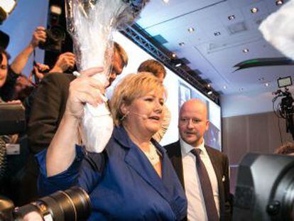 La l&iacute;der de los conservadores noruegos, Erna Solberg, tras conocer los resultados electorales que le otorgan la victoria. 