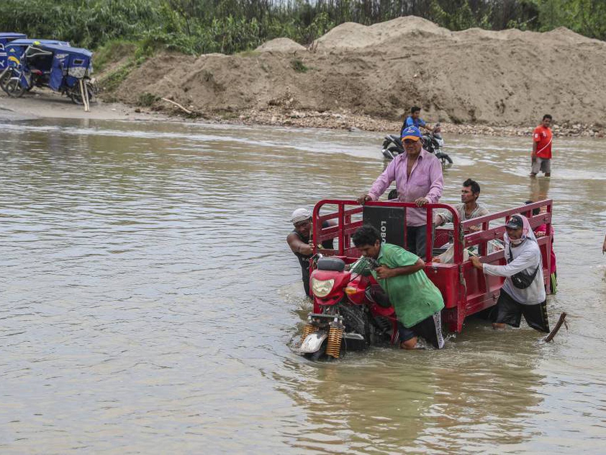La tercera parte de los distritos de Perú, en emergencia por fuertes lluvias | America | EL PAÍS