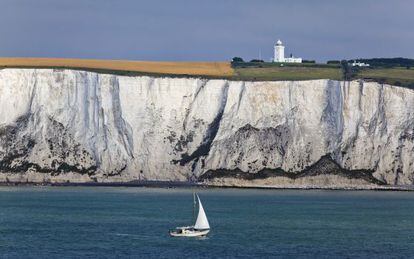 Acantilados blancos en Dover (Reino Unido).