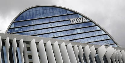 Fachada de la sede corporativa del BBVA.