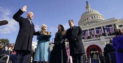 Joe Biden se juramente como presidente 46 de Estados Unidos, este miércoles, en Washington.