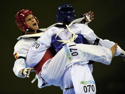 Juan Antonio Ramos, en su combate con el dominicano Yulis Gabriel, en la semifinal de 58 kilos de taekwondo de los Juegos Olímpicos de Pekín 2008