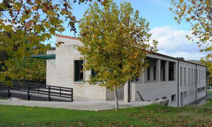 Residencia de ancianos vacía en Pereiro de Aguiar.