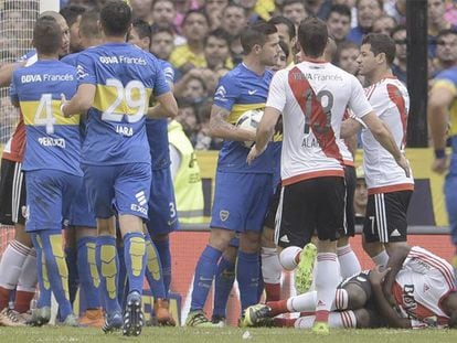 Asado y vino, así viven el superclsico los hinchas de Boca y River