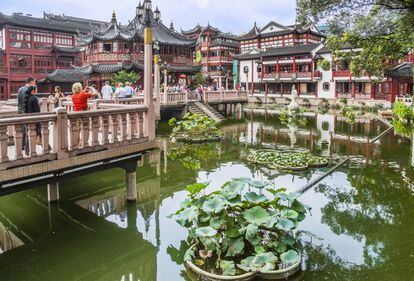 Hasta la posición 18 de este listado no hay rastro de una urbe asiática. El jardín Yuyuan del siglo XVI, en el norte de Shanghái, es uno de los lugares más populares de China y la zona más fotografiada de la ciudad. En total, dos hectáreas que reflejan el estilo clásico a imagen de los jardines imperiales, con pabellones y estanques.