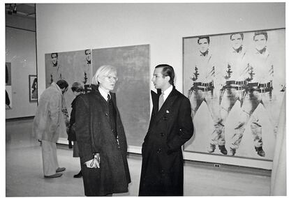 Andy Warhol con Fred Hughes (1977).