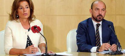 Ana Botella y Miguel &Aacute;ngel Villanueva, durante la rueda de prensa tras la Junta de Gobierno.