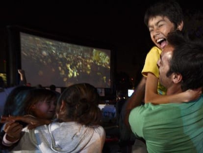 Celebraciones por la victoria de Obama en Los Ángeles.