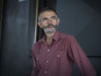 Philippe Lançon, escritor superviviente de la matanza de ‘Charlie Hebdo’, publica ‘El colgajo’