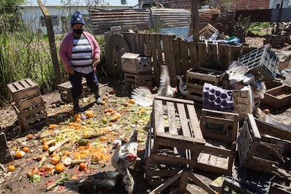 Margarita Robles en su casa en el barrio Villa Nueva de Berisso.